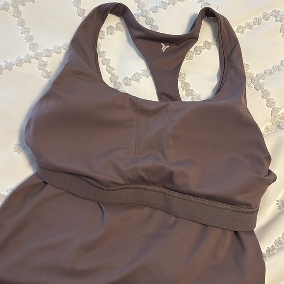 Old Navy Active Tank - Picture 4 of 4